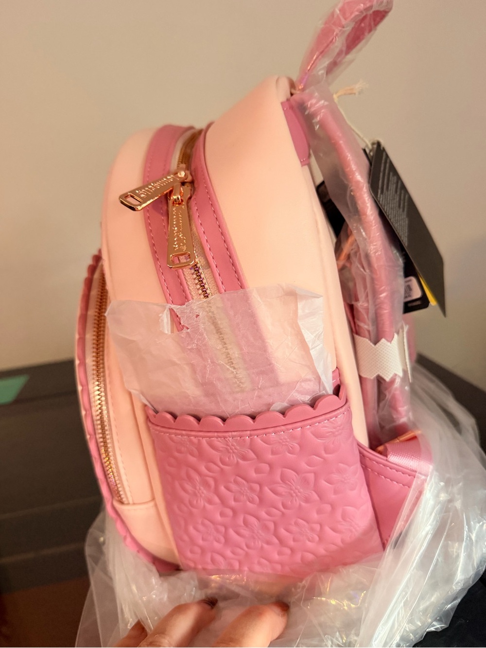Loungefly NWT Snoopy Cherry Blossom Embroidered Backpack Pink - Picture 4 of 9